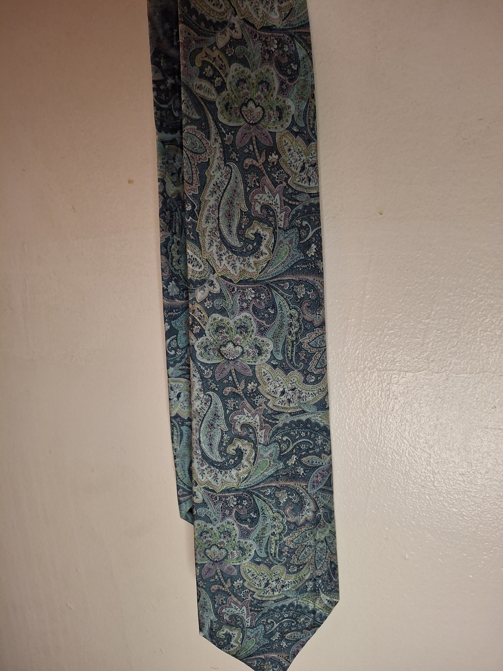 Stafford Paisley Silk Tie in Teal, Green, Blue